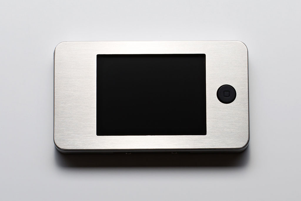 werding-griffdesign-4-3-zoll-front-aufgesetzt-01